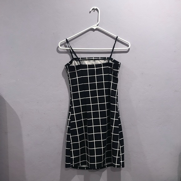 Spaghetti Strap Grid Bodycon Dress - Picture 2 of 3